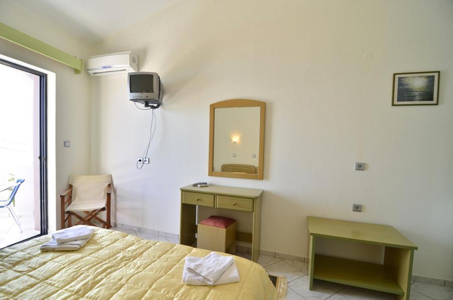 Hotel Olympiada Vráchos エクステリア 写真